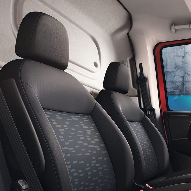 Combo Van Interior | Peter Vardy Vauxhall