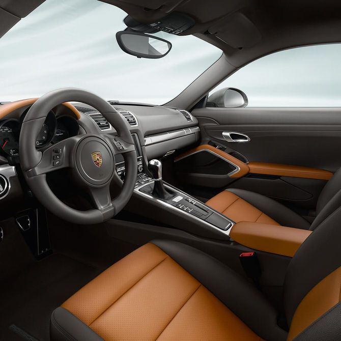 Porsche Cayman Interior | Peter Vardy