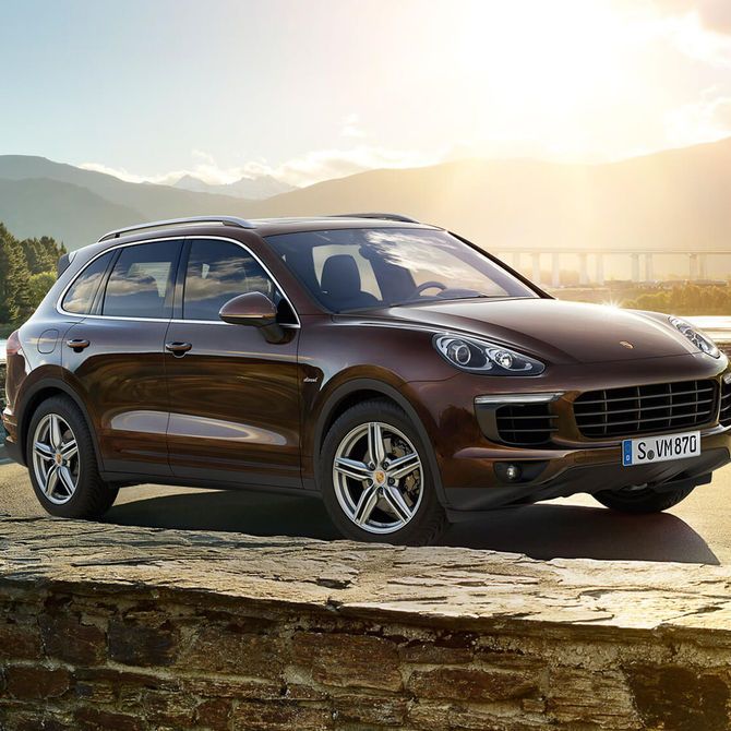 Porsche Cayenne Exterior | Peter Vardy