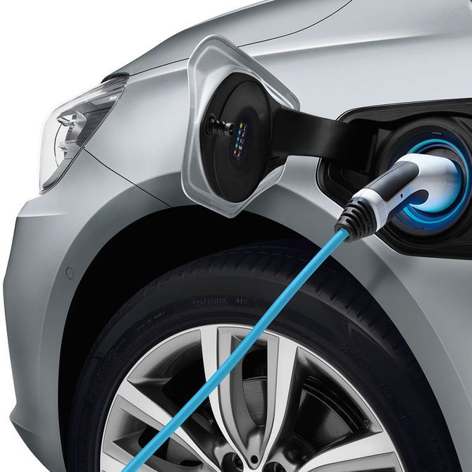 BMW 2 Series Active Tourer PHEV charging | Peter Vardy Edinburgh